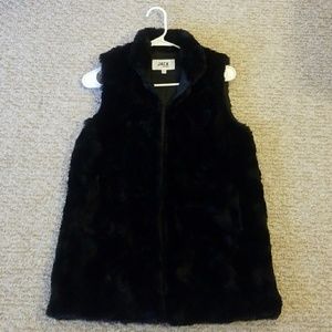 JACK BY BB DAKOTA Faux Fur Vest Size XS